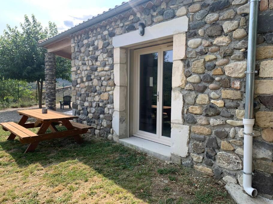 Gite De Champoulas Saint-Martin-le-Supérieur Exterior foto